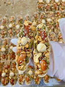 Gâteau aux noix mélangées croustillant, collation croustillante cuite au four pour la pause thé, vente au détail et exportation - Mme Tarina - Product Image 5