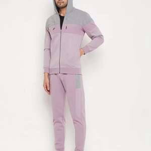 Venta al por mayor de calidad superior de los hombres personalizables Jersey de invierno chándal Material de calidad profesional con diseño - Product Image 3