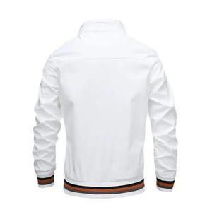 Chaqueta de hombre personalizada de otoño e invierno Chaqueta deportiva informal de moda para exteriores - Product Image 4