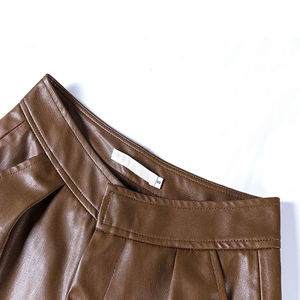 กางเกงขาสั้นผู้ชายแฟชั่นหนังวัวแท้ - Product Image 4