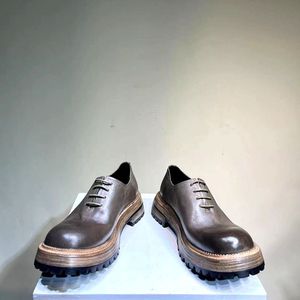 Botas Chelsea Unisex de Cuero con Elástico Lateral y Botines de Cuero Ajustados para Atuendos Casuales y Semi-Formales - Product Image 3