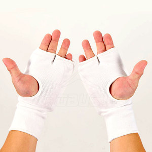 Professional Lightweight Breathable Karate Hand Mitts Impact Absorbing <b>Pads</b> for Martial Arts Training and <b>Practice</b> - Product Image 2