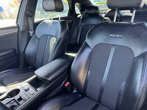 Kia K5 2021 en parfait état - Product Image 2