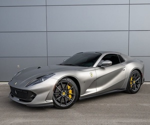 ชื่อสะอาดใช้ FER-RARI 812 GTS RWD พร้อมส่ง-จัดส่งถึงบ้าน - Product Image 1