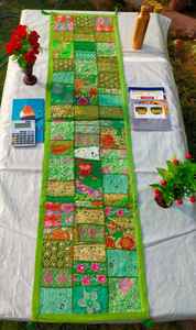 Chemin de table en tissu brodé Patchwork Design pour la cuisine à domicile ou l'article de cadeau de salle à manger de mariage - Product Image 5