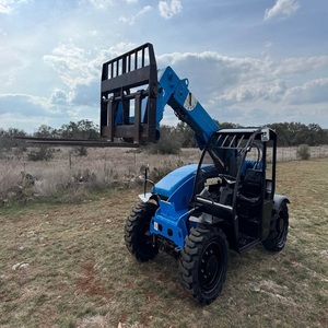 Chariot télescopique robuste Genie GTH1256 avec puissance diesel puissante de 120 CV, conçu pour les chantiers de construction, les levées en hauteur et les terrains difficiles - Product Image 2