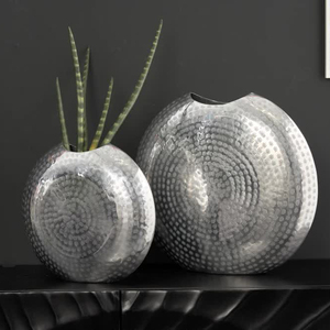 Ensemble de 2 vases muraux en laiton faits à la main, style bohème, vases décoratifs en métal - Product Image 6
