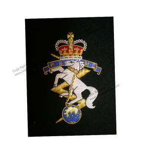 Insignes brodés à la main Emblèmes Insigne de broderie à la main de bon travail - Product Image 5