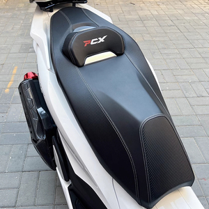 Siège de moto modifié personnalisé le moins cher <span class=keywords><strong>PCX</strong></span> siège en cuir confortable PCX150 sièges coussin pour <span class=keywords><strong>Honda</strong></span> PCX125 <span class=keywords><strong>150</strong></span> 2018-2024 - Product Image 6
