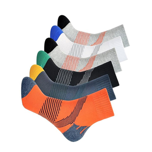 Fashionable Men's Spring Crew Sports <b>Socks</b> for Basketball-Thermal Breathable Anti-Slip Eco-Friendly - Product Image 6