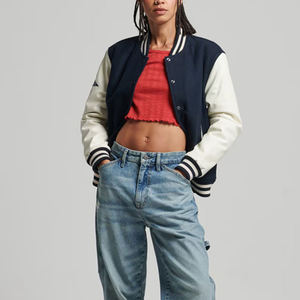 Chaqueta Varsity Corta con Cuello Alto para Mujer, Estilo Béisbol, Manga Larga, Moda Urbana - Product Image 1