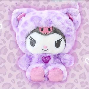 ตุ๊กตาสัตว์เลี้ยงลายเสือดาวสีม่วง Kurmis แบบ ODM ปรับแต่งได้ ตุ๊กตา Gal Kuma สำหรับเด็กผู้หญิง ไส้ใยฝ้าย PP ให้ความอบอุ่น - Product Image 1