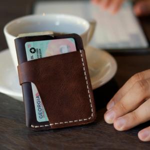 Tarjetero de cuero hecho a mano minimalista, diseño de negocios elegante y delgado para uso diario, múltiples opciones de color para tarjetas de crédito de identificación - Product Image 1