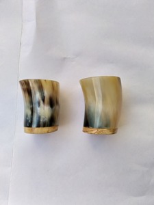 Cuerno de Vidrio Corto para Beber al por Mayor, Estilo Animal Único, Tallado de Búfalo, Decoración Navideña, Nuevo y Popular, Artesanía Natural - Product Image 4