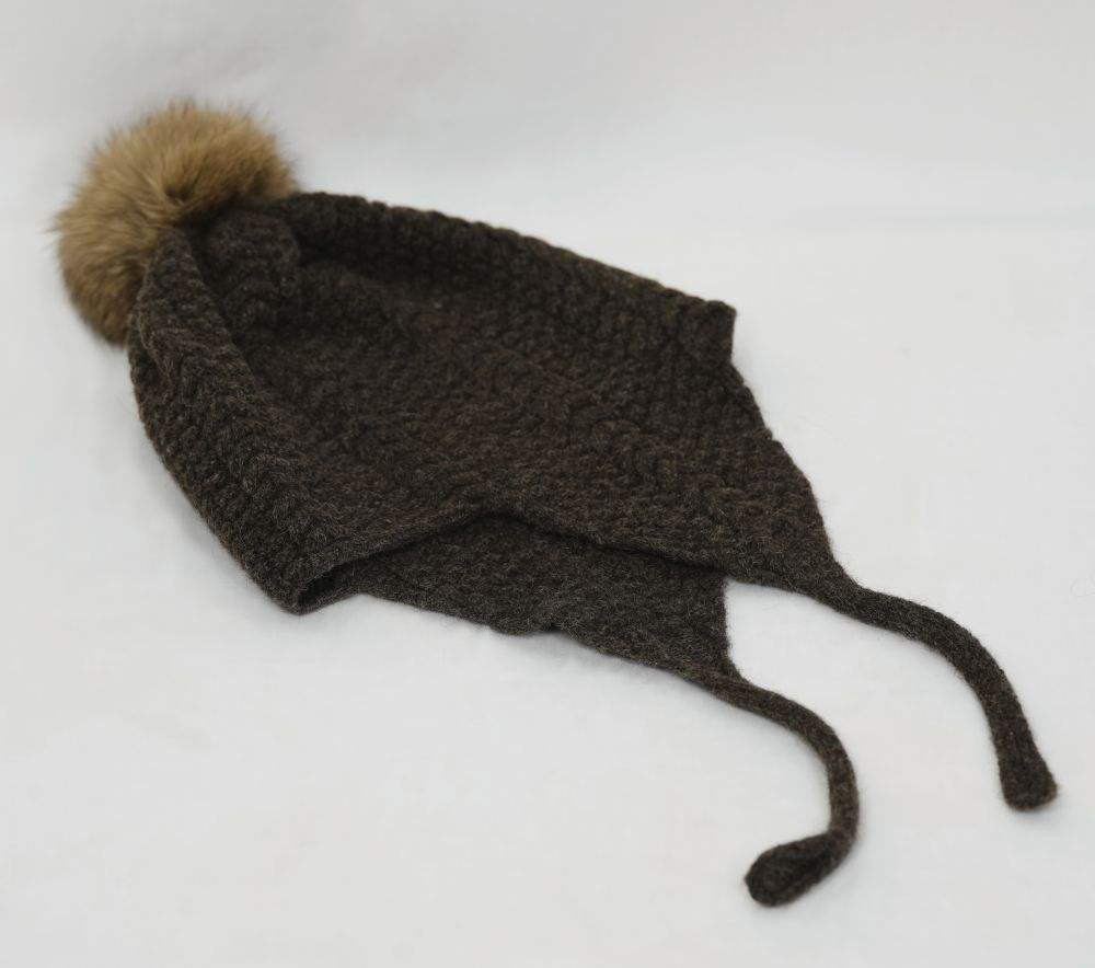 Organic Brown (natural, undyed wool)