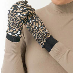 Gants de golf légers pour dames Cabretta de haute qualité en cuir véritable Logo personnalisé Niveau professionnel Sports Emballage OEM - Product Image 6