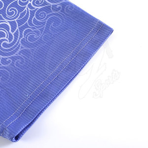 Camiseta de fútbol de diseño único personalizado, material transpirable de alta calidad, camiseta de fútbol hecha en Pakistán - Product Image 4