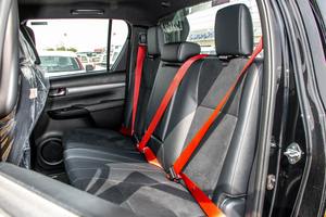 Nouveau/Occasion TOYOTA Hilux GR SPORT 2026 Phares à LED à vendre - Product Image 6