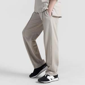 Pantalones Cómodos Color Beige 002, Tela Transpirable de Felpa - Product Image 3