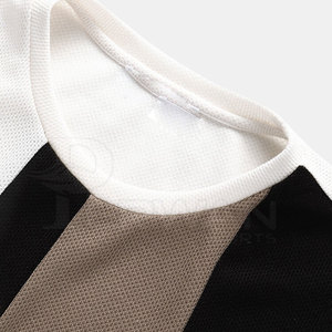 Fabricante de Pakistán Camisetas para hombre Ligero Color personalizado Poliéster/Algodón Bajo MOQ - Product Image 3