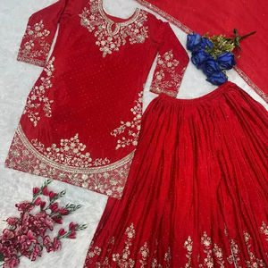 Ensemble haut en soie fantaisie et plazzo pour fêtes comprenant Duppatta avec broderie - Product Image 1