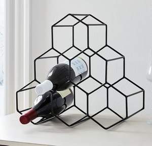 ที่วางขวดไวน์ทำจากเหล็กพร้อมเสน่ห์แบบวินเทจและรายละเอียดแบบชนบทสำหรับห้องนั่งเล่นห้องครัวและคาเฟ่ - Product Image 3