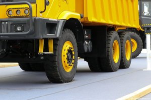 Camion minier robuste à force forte DW90A facile à utiliser camion à benne basculante de haute qualité 90t pour la construction minière - Product Image 3