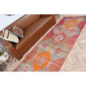 Alfombra Turca Vintage de 3.2x10.3 pies, Alfombra de Lana Herki Roja Ombré - Product Image 4