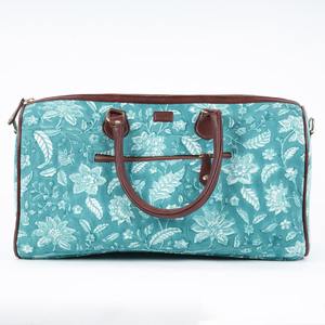 Sac de voyage matelassé multicolore de luxe de qualité supérieure à patchwork fabriqué en Inde par un fabricant indien - Product Image 5