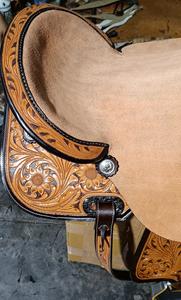 ROYAL INTERNATIONAL Selle de course western en cuir de qualité supérieure, sculptée à la main, avec assise rugueuse - Product Image 5