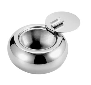 Vente chaude en gros accessoires pour fumeurs cendrier en métal léger et portable intérieur extérieur cendrier pour cigarettes cendrier pour cigares - Product Image 2