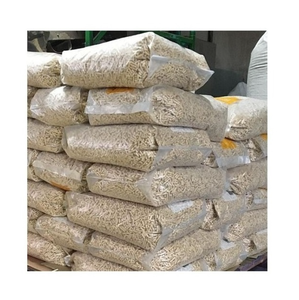 Granulés de bois de pin 6 mm Livraison rapide Sacs de 15 kg/25 kg Prix européens Pas cher - Product Image 1