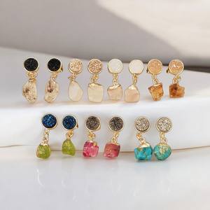 Pendientes de Piedras Preciosas de Druzy y Piedra Lunar Arcoíris con Piedras en Bruto - Pendientes de Piedra de Nacimiento - Pendientes de Dijes Hechos a Mano - Product Image 6