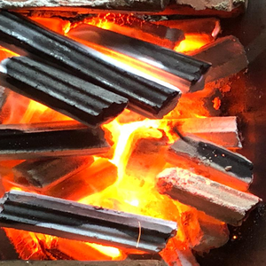 Le fournisseur de Greenlife Asia propose des briquettes de shisha hexagonales en bois dur de qualité AAA charbon de bois fabriqué à la machine CKT VIETNAM SC01 directement - Product Image 3