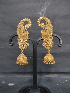 Juego de aretes de último diseño con aretes elegantes de forma redonda chapada en oro de 22CT a la venta por exportadores indios - Product Image 2