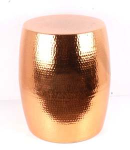 Mesa de diseño martillado sólido de aluminio más vendida con tapa y mesa de centro de acabado antiguo de latón para salas de estar - Product Image 2