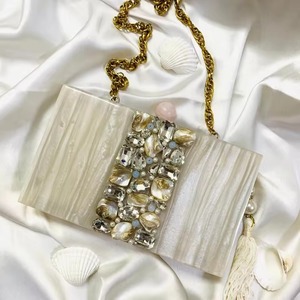 เรซิ่นสีมุกทองคลัทช์กระเป๋าตอนเย็นหรูหราคลัทช์กระเป๋าตอนเย็นสําหรับปาร์ตี้สวมใส่กระเป๋าในราคาไม่แพงโดย SCI จากอินเดีย - Product Image 2