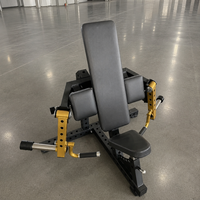 Máquina de curl de bíceps con carga de placas de alta resistencia y reposabrazos ajustables para entrenamiento de fuerza en gimnasios comerciales