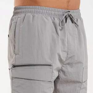 กางเกงขาสั้นผู้ชายเป็นมิตรกับสิ่งแวดล้อม - ผ้าฝ้ายออร์แกนิก ดีไซน์เรียบง่าย แฟชั่นที่ยั่งยืน - Product Image 6