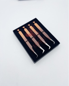 Pinzas de Extensión de Pestañas de Acero Inoxidable con Diseño de Corazón en la Parte Inferior, Agarre de Diamante y Punta Suave, Marca Somofy Enterprises - Product Image 6