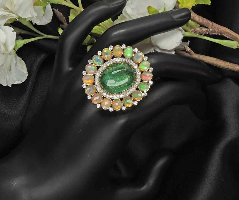 สีเขียว