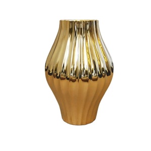 Home Decorative attractive Aluminum Flower <b>Vase</b> Elegant Design Modern Flower Pots And Planters Metal Flower <b>vase</b> - Product Image 6