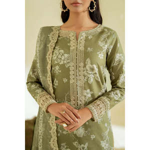 Ensemble 3 pièces IZNIK pour femme : chemise en lawn imprimée numérique et brodée, dupatta en soie imprimée et brodée, pantalon imprimé - BIC-1067 - Product Image 2
