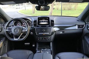 รถยนต์มือสอง พวงมาลัยซ้าย/ขวา ปี 2019 เมอร์เซเดส-เบนซ์ GLE 43 คูเป้ - Product Image 3