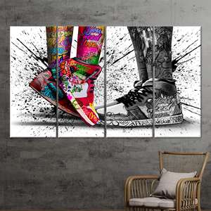 Art sur toile Graffiti Shoes : design de baskets imprimé en 3D, lot de 4 toiles - Product Image 1