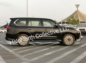 Lexus LX570 2020 SUV de luxe d'occasion - Product Image 2