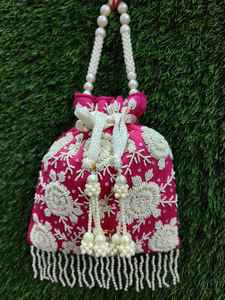 Mini bolso Potli de diseñador para mujer, bordado de perlas multicolor, cierre de cordón de alta calidad, regalo de fiesta de boda, moda india - Product Image 2