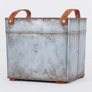 Maceta de cuero galvanizado de primera calidad con cuerpo pulido martillado Trabajo hecho a mano artesanal que ofrece acento decorativo - Product Image 3