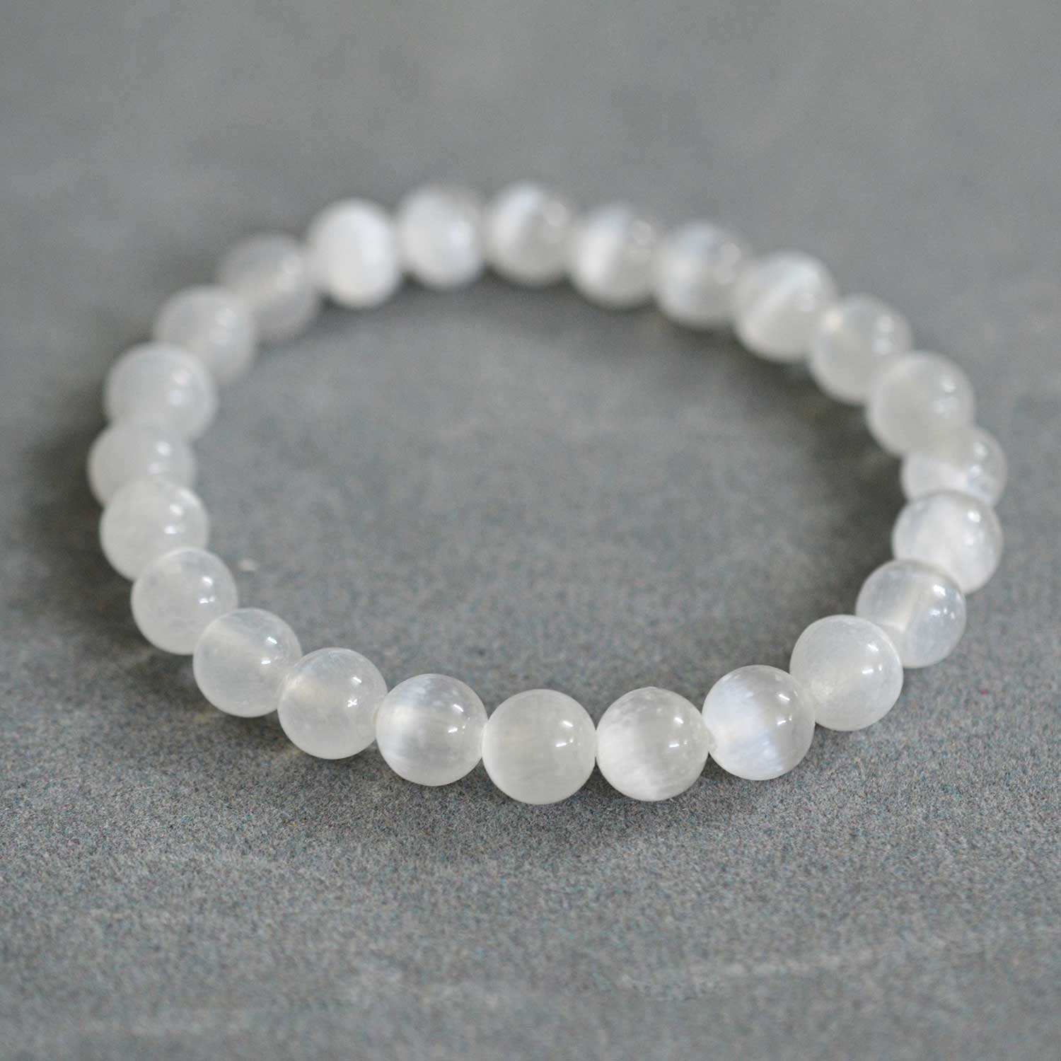 มูนสโตนสายรุ้งสีขาว