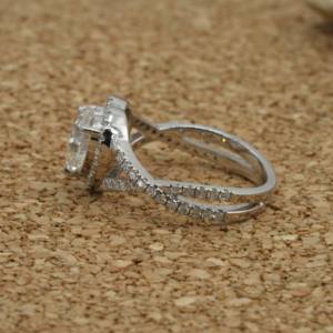 Anillo de diamante cultivado en laboratorio de plata 925 de alta calidad 1,50 quilates corte de corazón VVS2 E Color IGI certificado ético sostenible al por mayor - Product Image 3